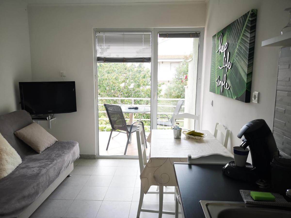 Chillout Apartments With Pool Patricia Fažana Extérieur photo