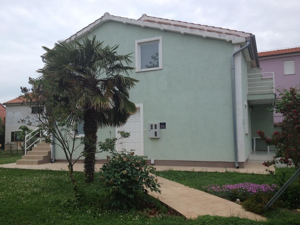 Chillout Apartments With Pool Patricia Fažana Chambre photo
